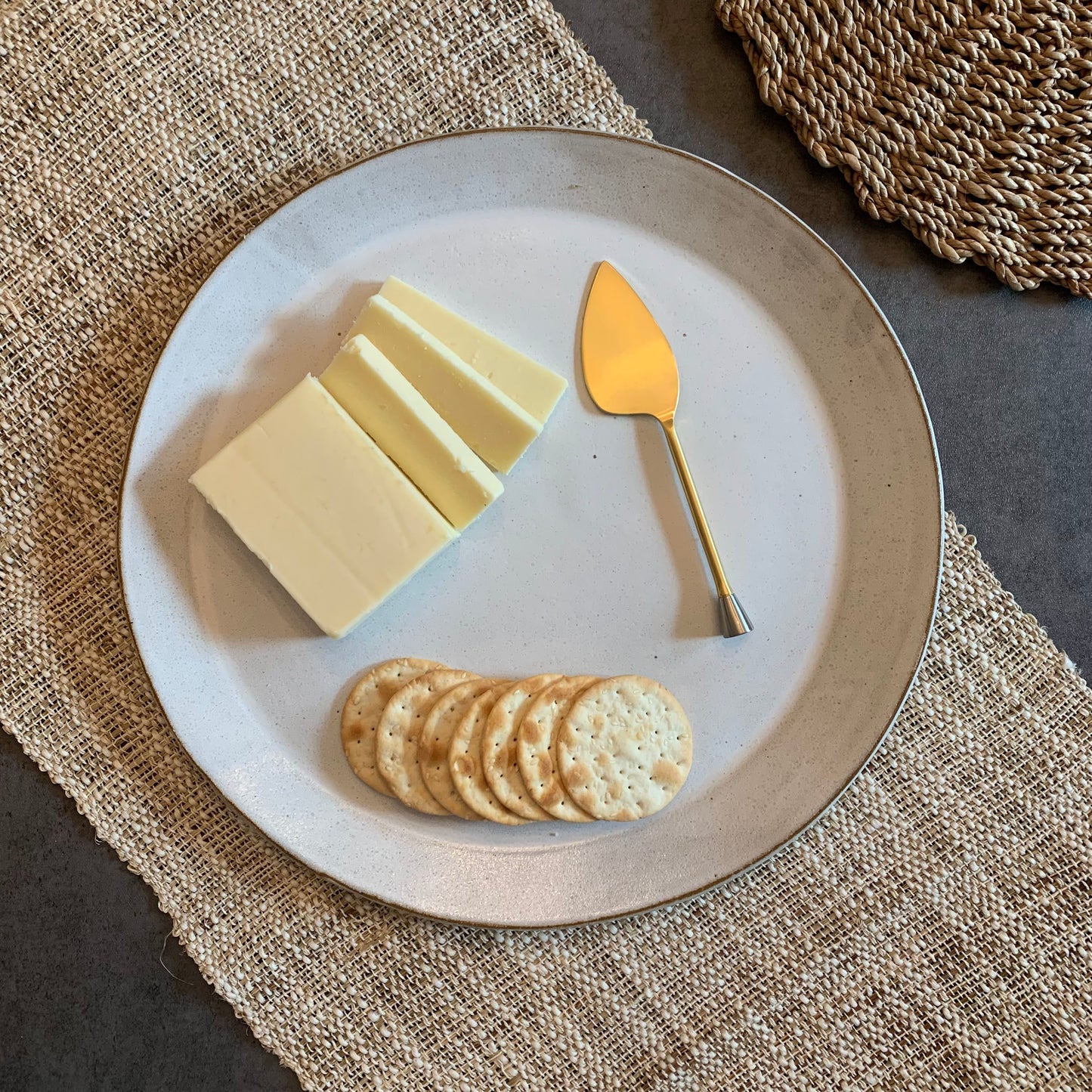 13" Serving Platter | Glacier White
