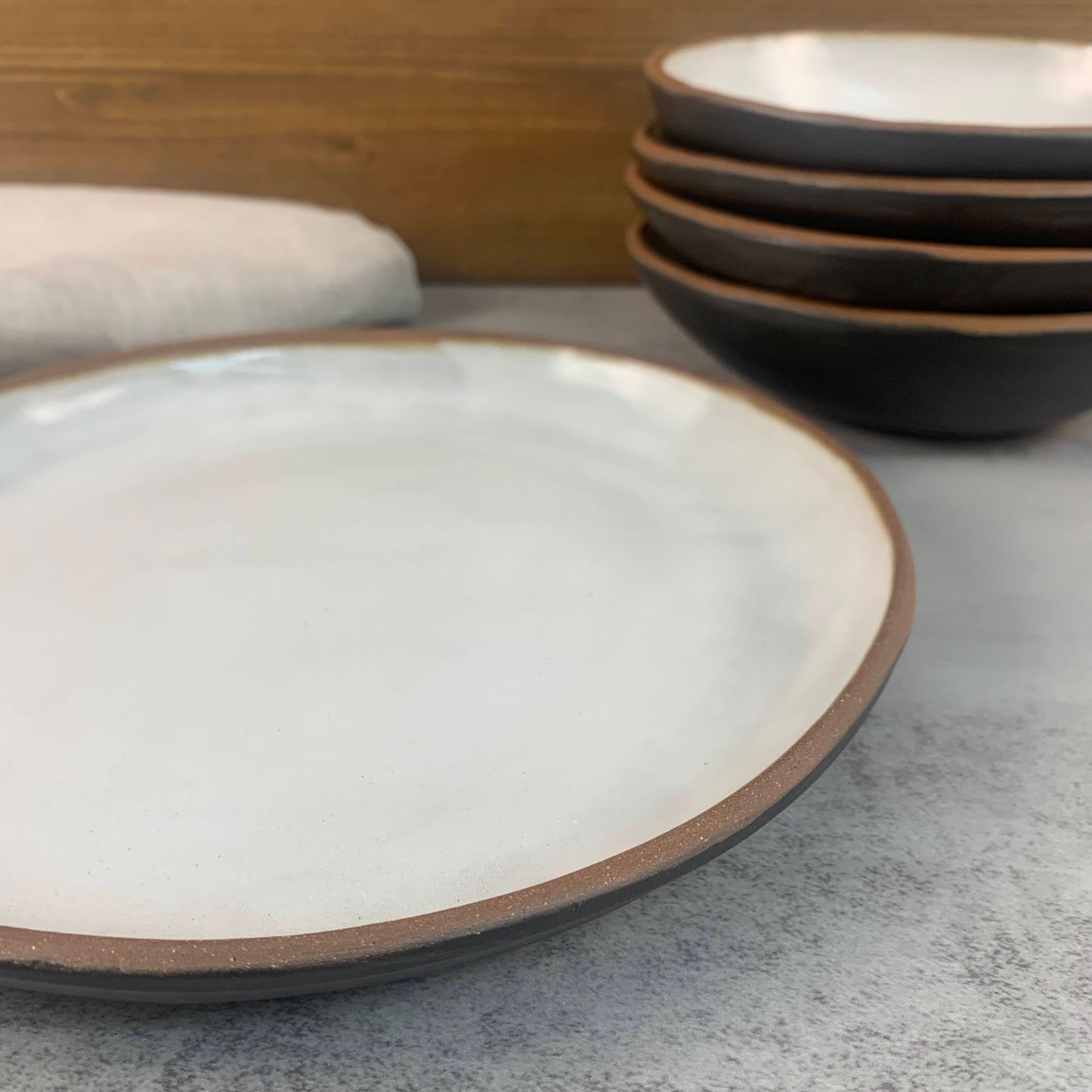 Modern Craft 9" Dinner Plate
