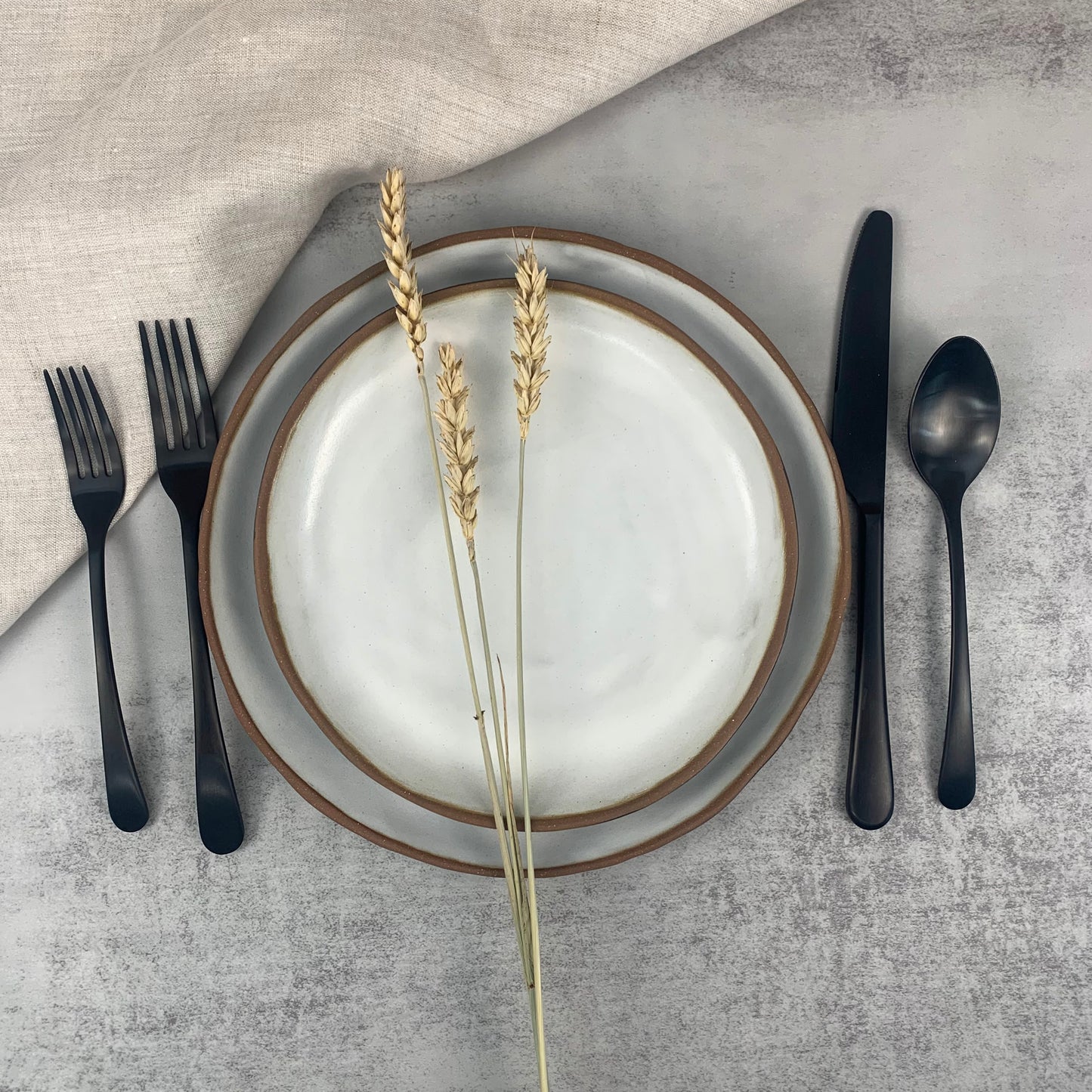 Modern Craft 9" Dinner Plate