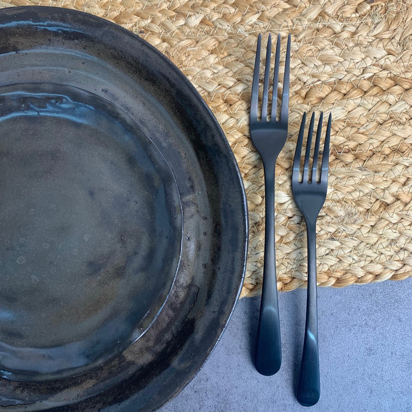 Earth & Elegance 8.5" Salad Plate