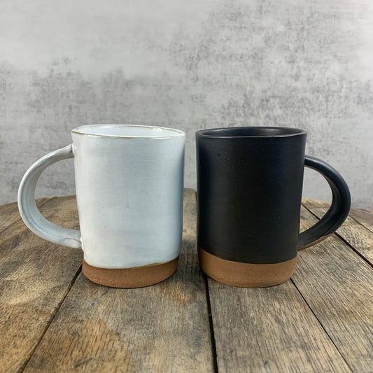Black & White Minimalist Mug Set