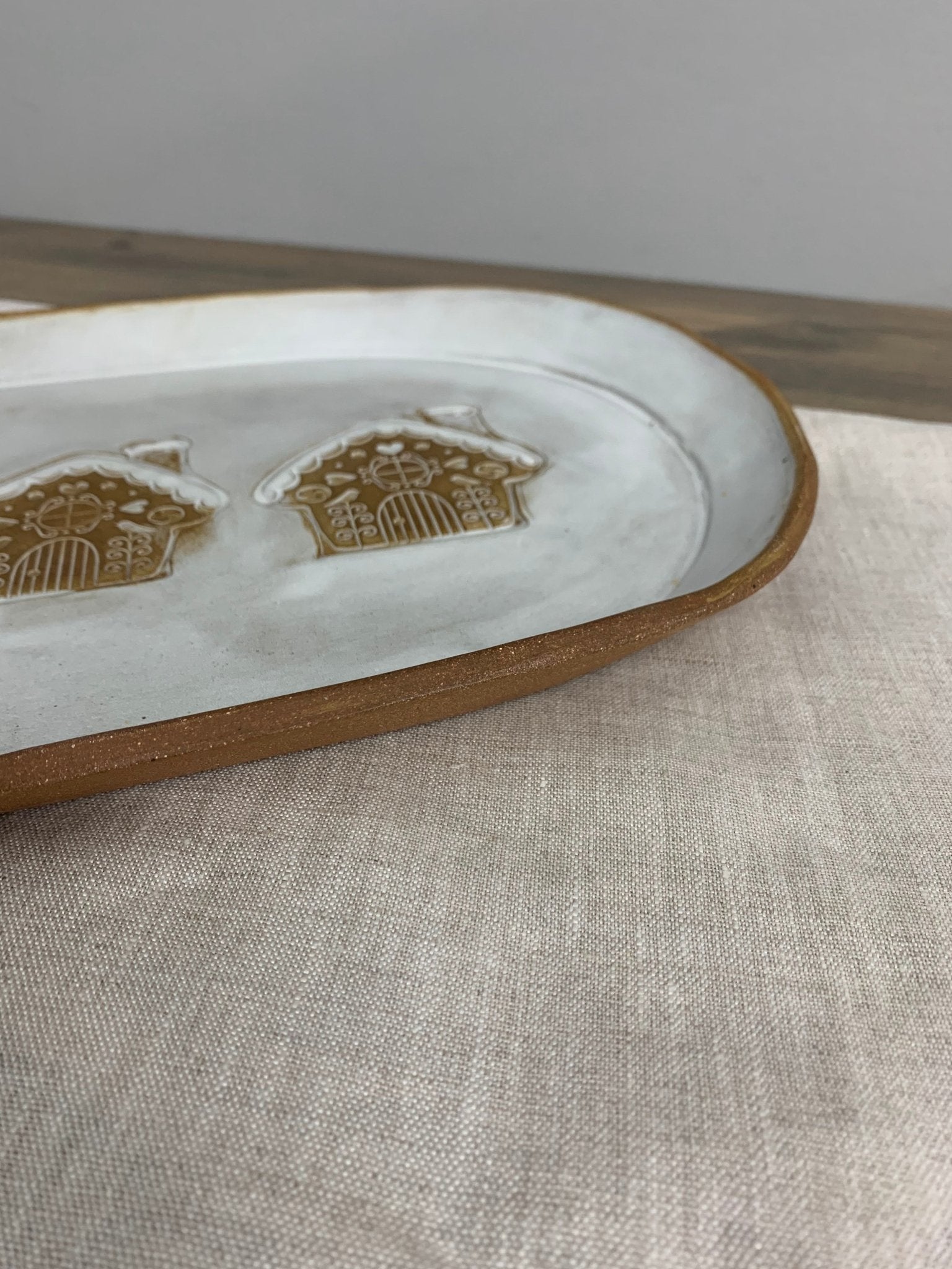 Gingerbread House Platter - Elevate Ceramics Co.